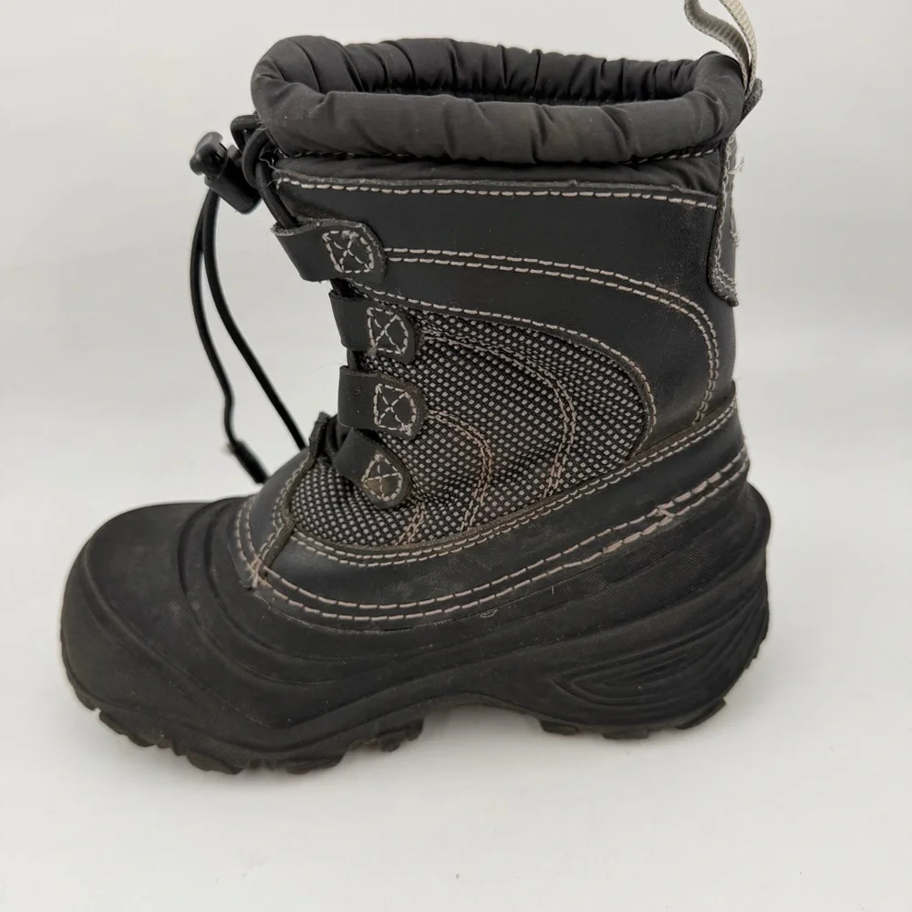 The North Face Kids Thermafelt Plus-SZ 11-Black Waterproof Insulated Snow Boots
